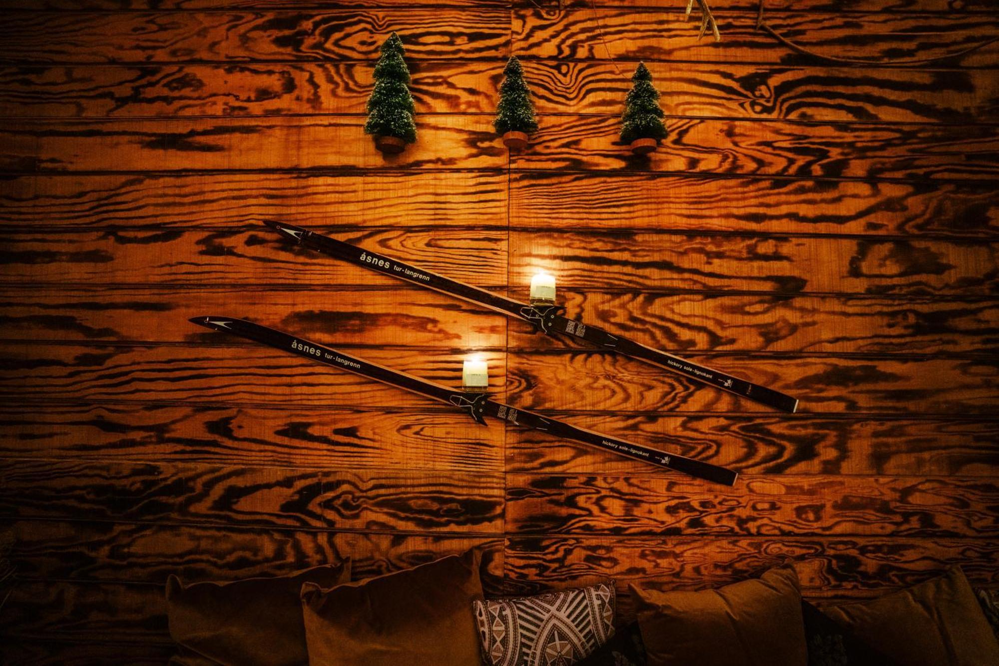 Vignette Collection Yours Truly Dc By Ihg Вашингтон Екстериор снимка The two wands of the Order of the Phoenix